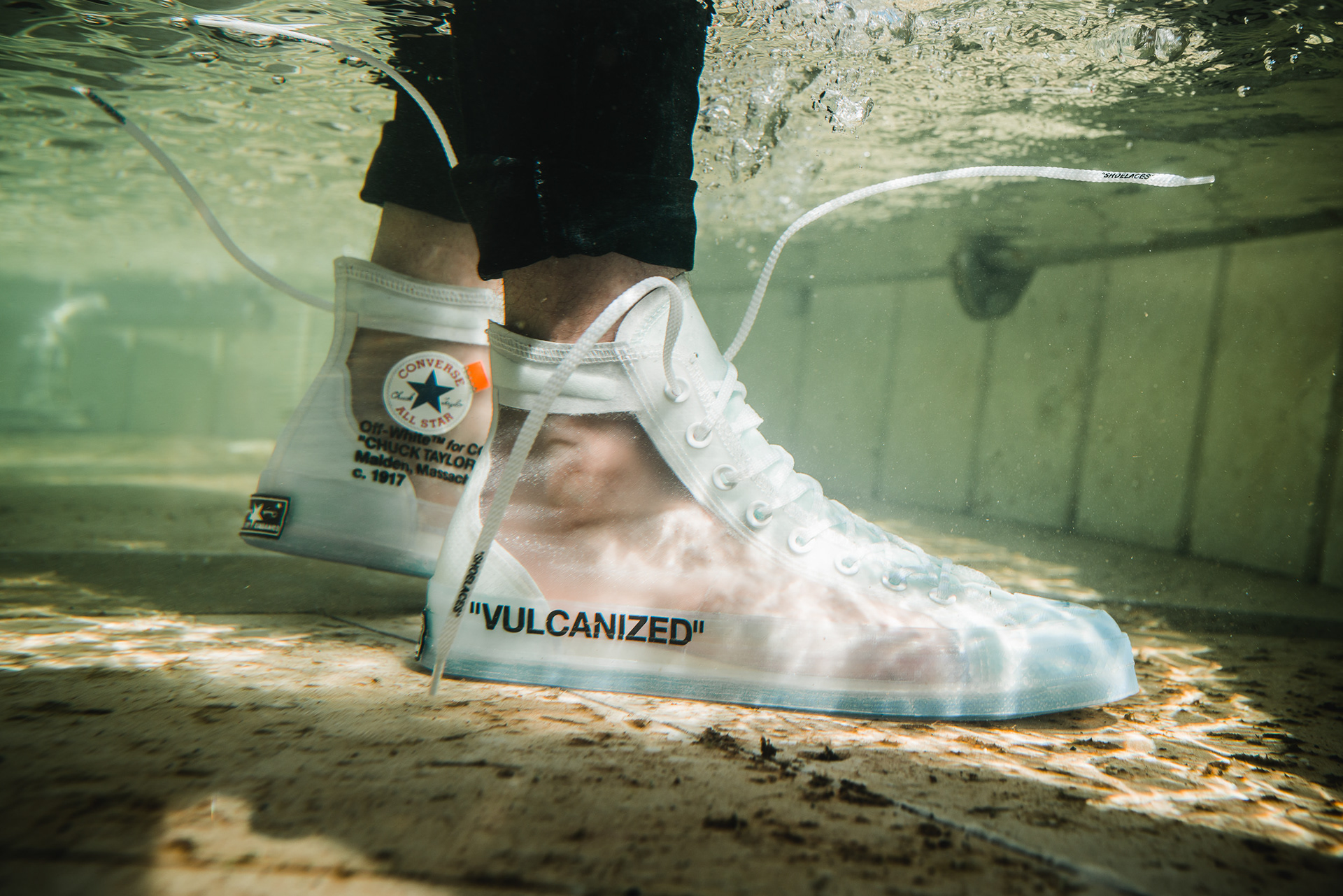 off x white converse